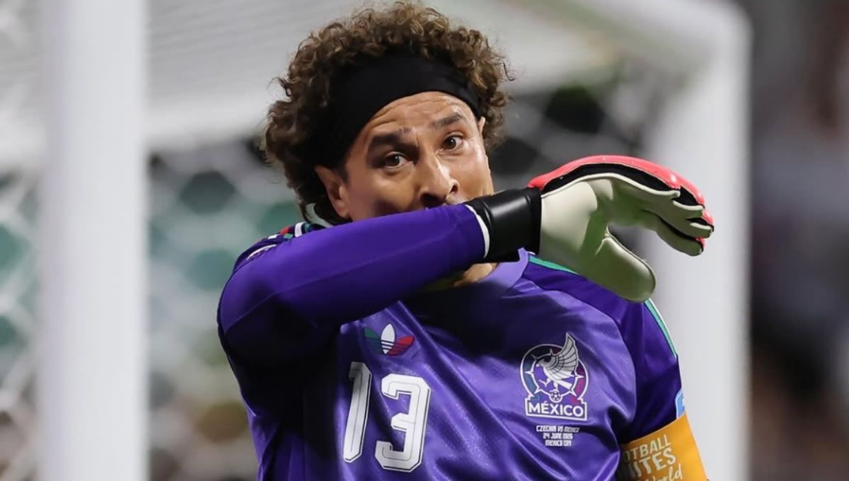 Javier Aguirre se mostró emocionado por el homenaje a Memo Ochoa