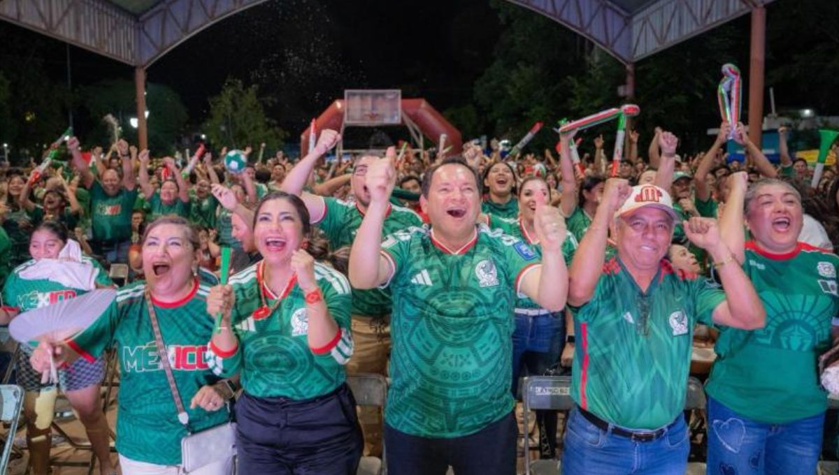 14 mil personas celebran triunfo de México en las Zonas Fan de Yucatán