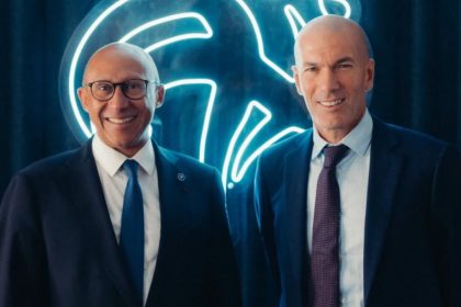 Francia presenta a Zidane como nuevo entrenador rumbo al Mundial 2030
