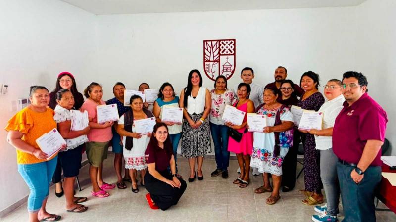 Colaboradoras del DIF Hoctún reciben capacitación en apoyo a la lactancia