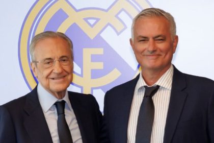 Florentino Pérez presenta oficialmente a Mourinho como DT del Real Madrid