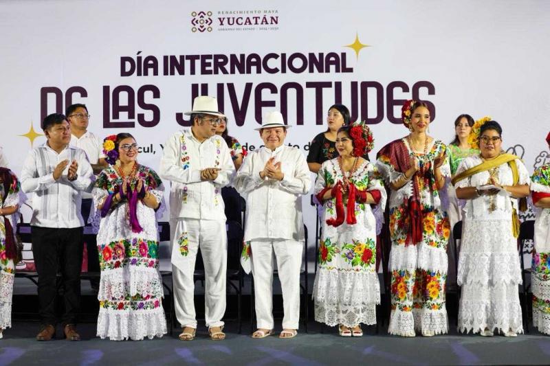 Jóvenes de Yucatán celebran cultura, identidad y desarrollo con el Renacimiento Maya
