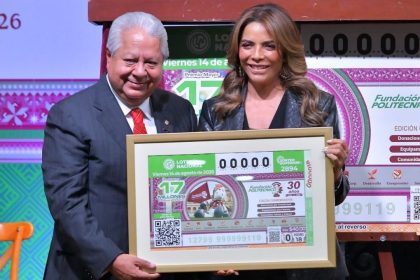 Lotería Nacional conmemora 30 años de la Fundación Politécnico