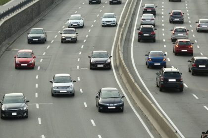 Siete de cada 10 autos circulan sin seguro en la CDMX