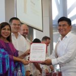 Yucatán distingue a artesanas y artesanos por su talento y aporte cultural