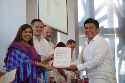 Yucatán distingue a artesanas y artesanos por su talento y aporte cultural
