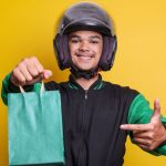 Buscan que repartidores cuenten con espacios seguros dentro de centros comerciales