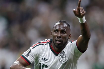 Julián Quiñones estaría entre los 30 nominados al Balón de Oro 2026