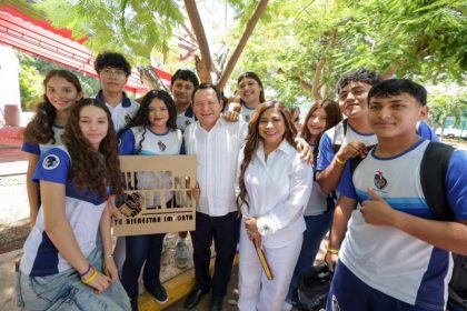 Más de 27 mil estudiantes reciben apoyo para fortalecer su salud mental en Yucatán