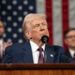 Trump promete 5 mil dólares a cada adulto si republicanos mantienen el control del Congreso
