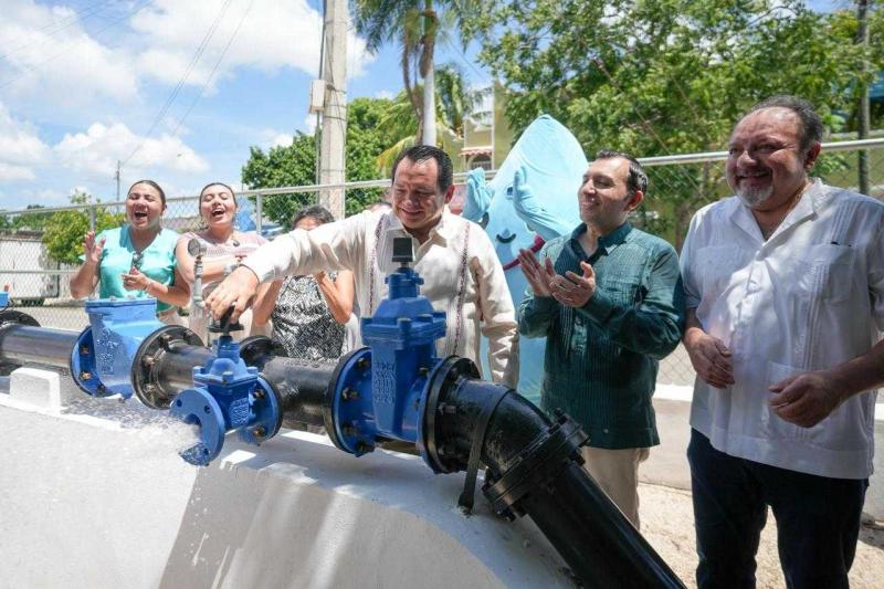 Yucatán fortalece suministro de agua potable en Nora Quintana y colonias aledañas